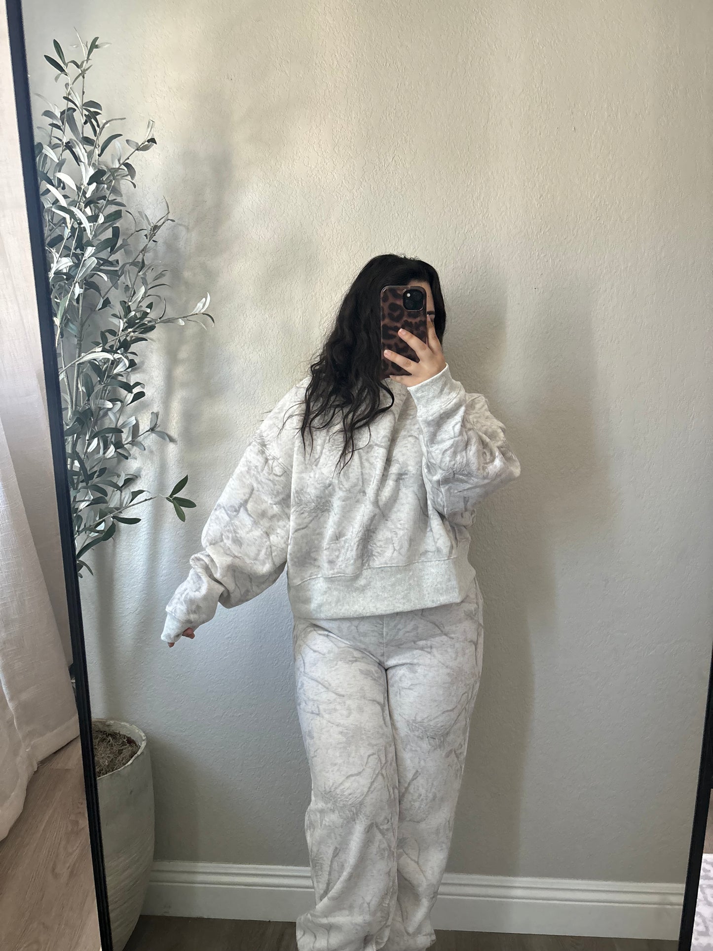 Clouded Comfort Joggers- Camo