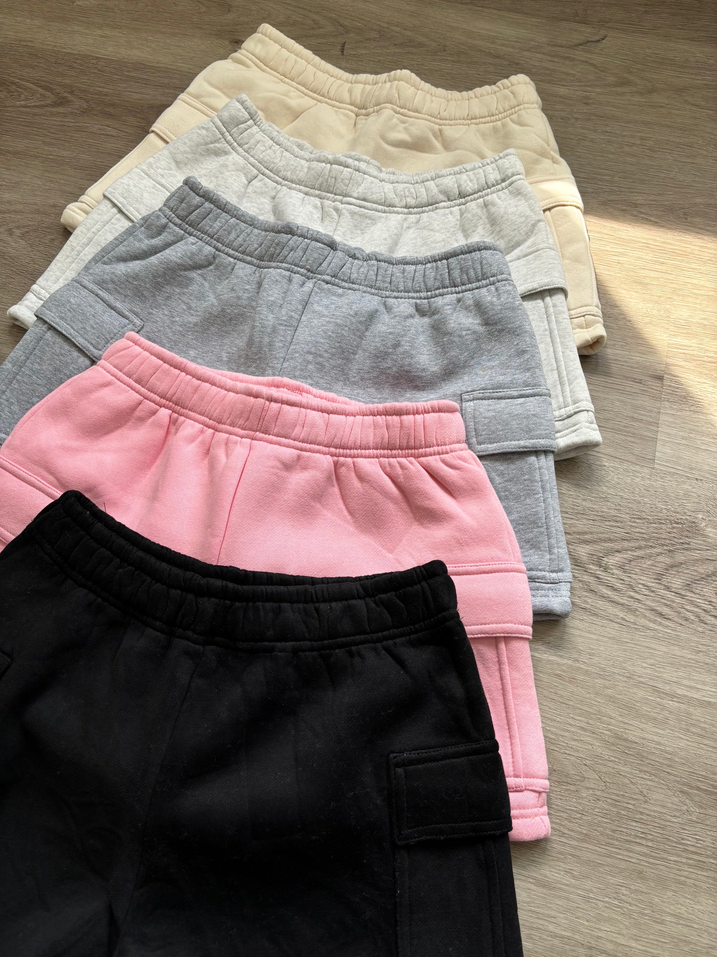 Ari Cargo Shorts