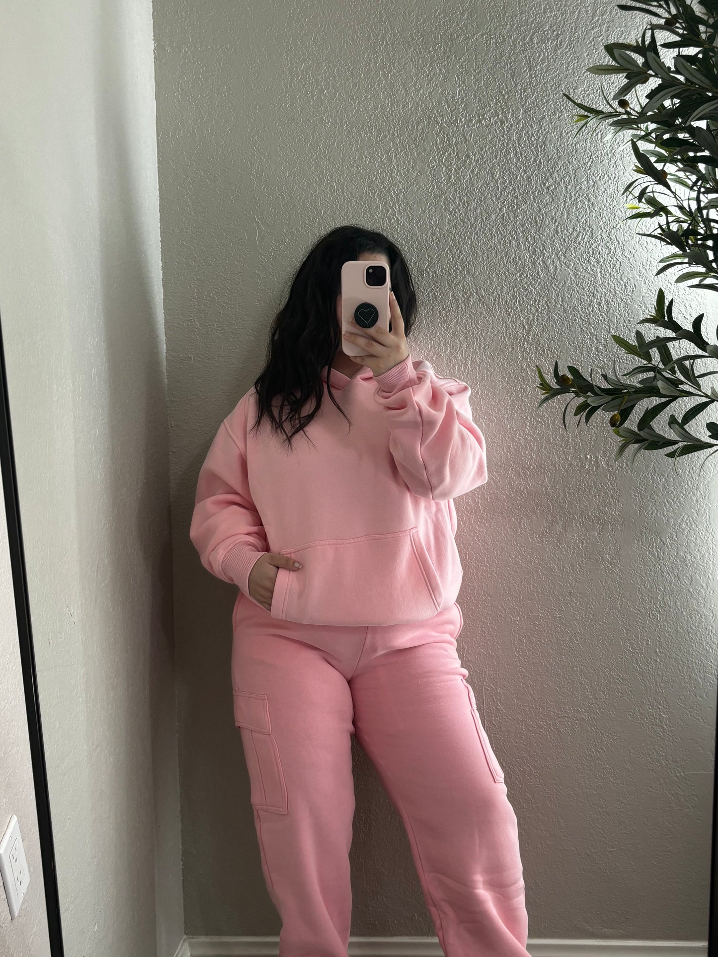 Ari Hoodie