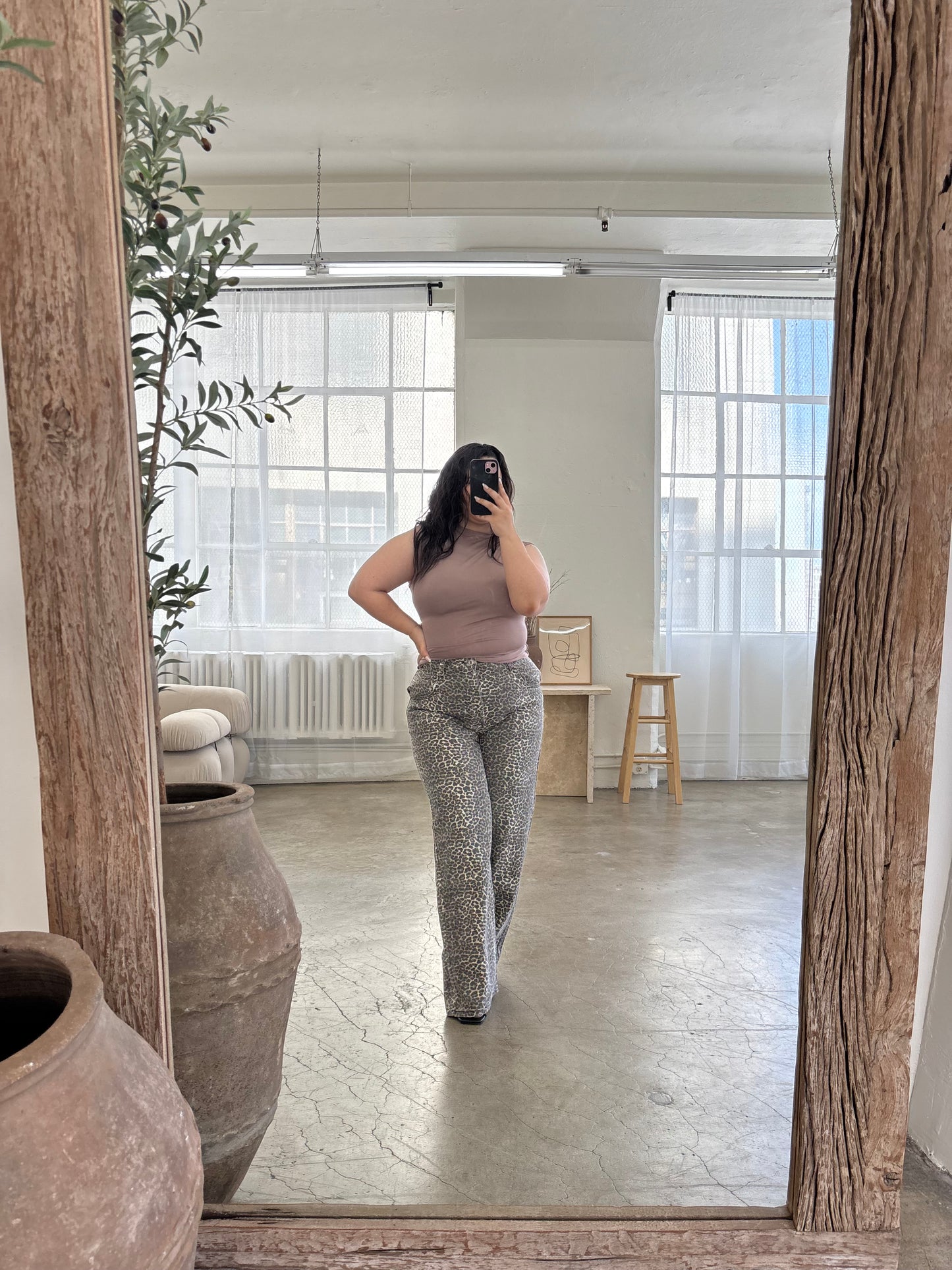 Maple Glow Top- Taupe