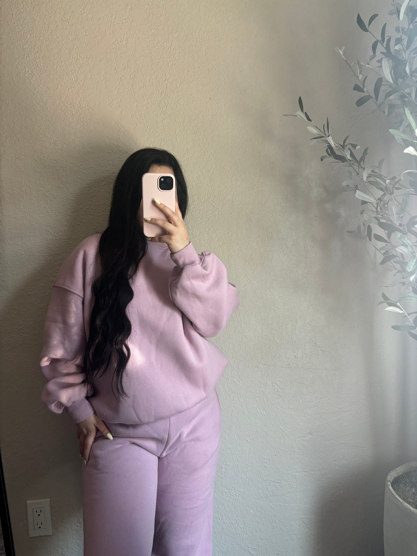 Ari Crewneck