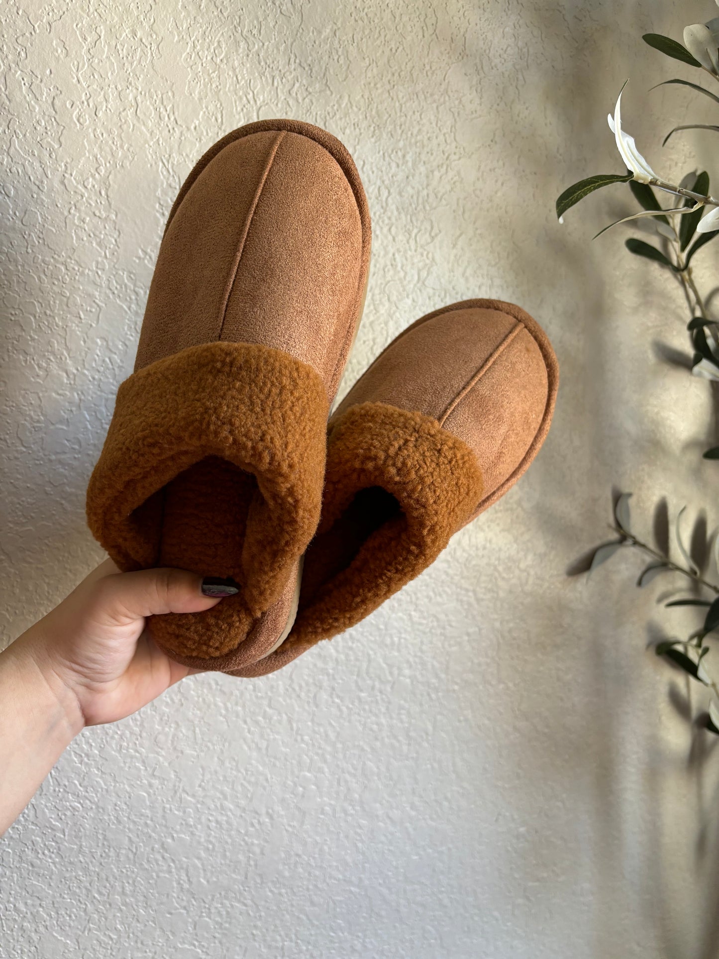 C.C Dk Camel Slippers