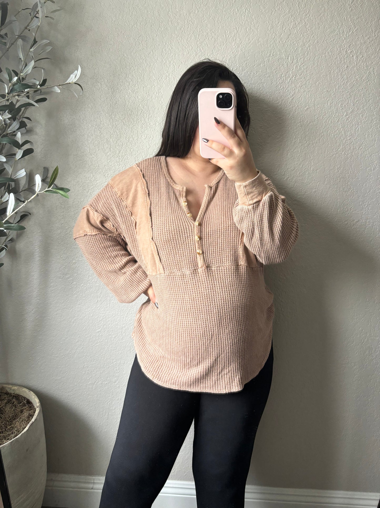 Clara Henley Top- Mocha