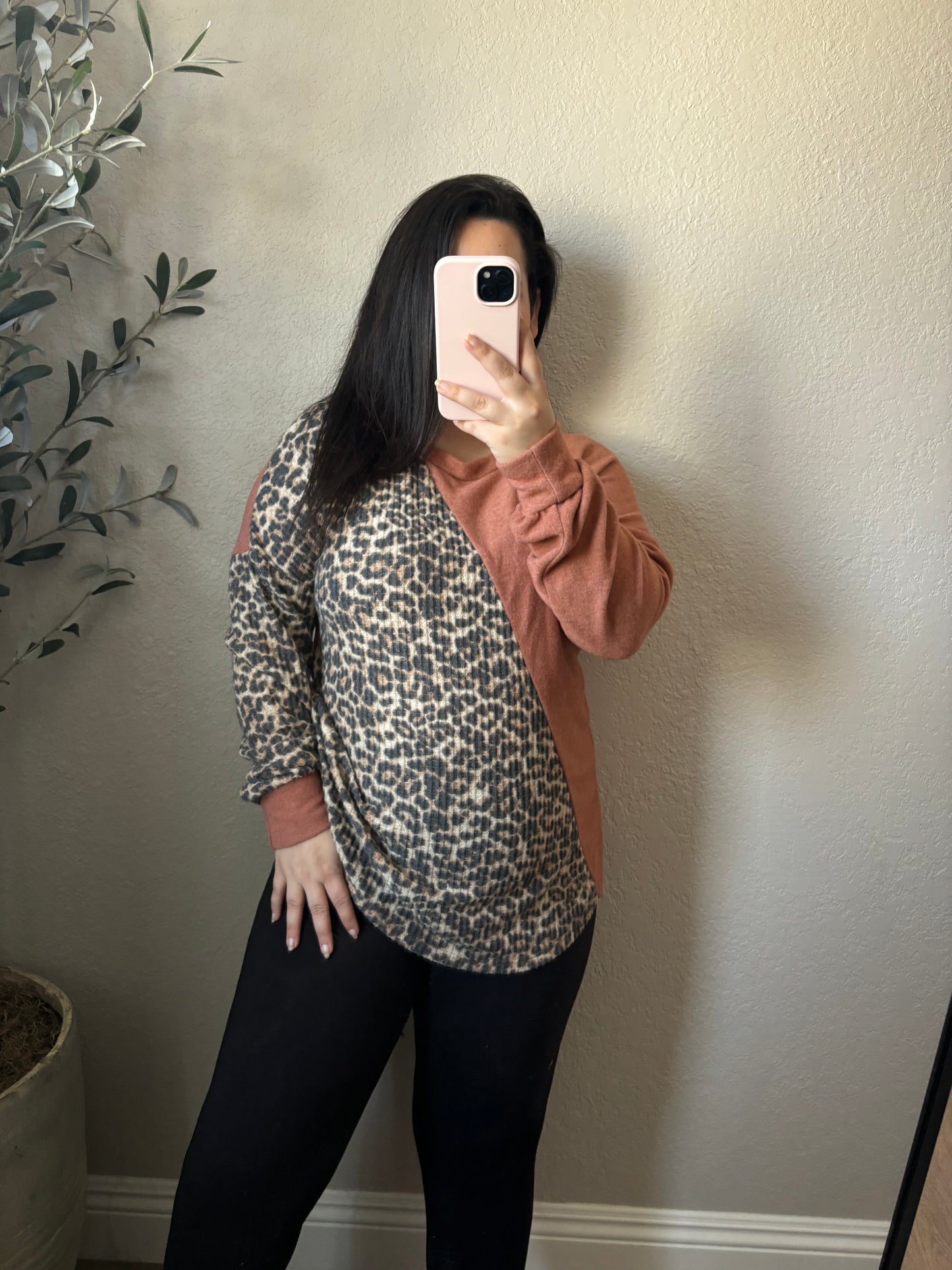 Dana Leopard Long Sleeve