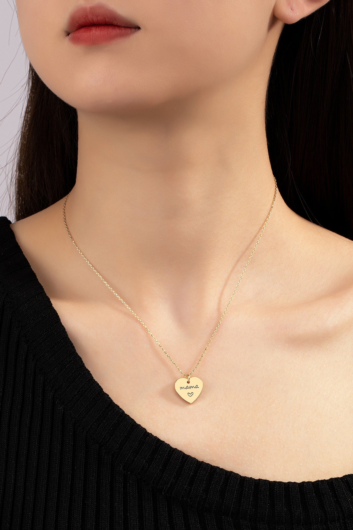 Mama Heart Pendant Necklace