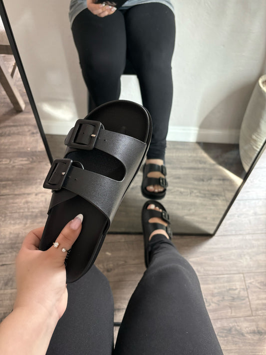 La Chancla (Black)
