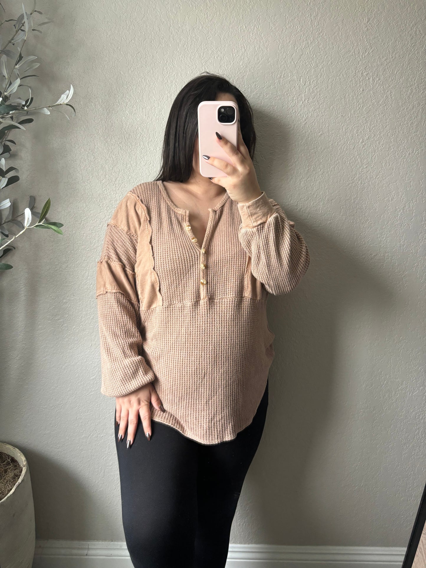 Clara Henley Top- Mocha