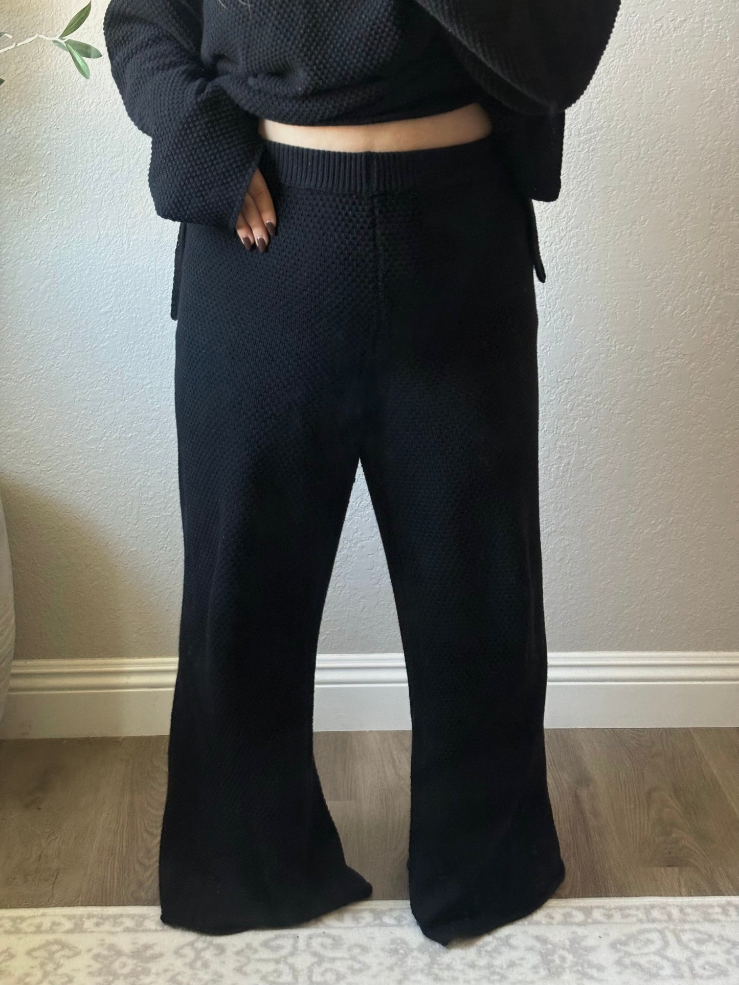 Avery Set- Black
