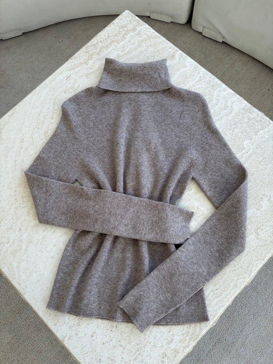 Hazelnut Turtle Neck- Latte