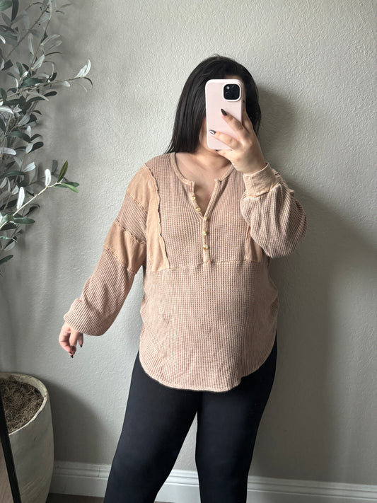 Clara Henley Top- Mocha