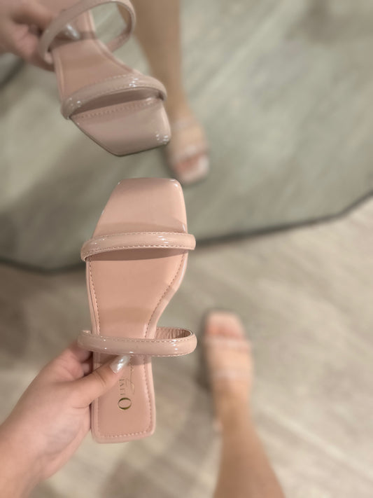 Mila Sandals (Light Taupe)