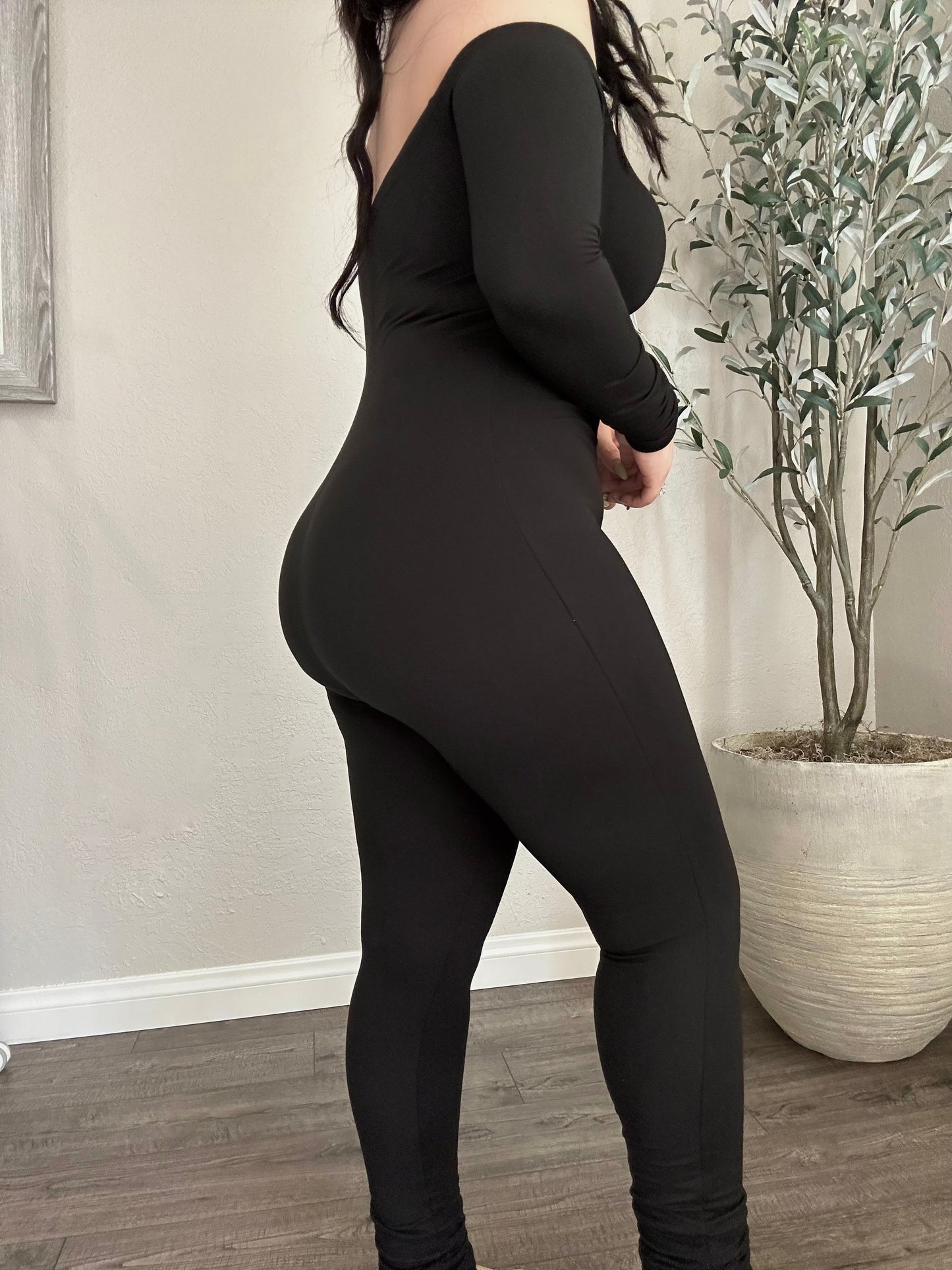 Willow Jumpsuit (Black)